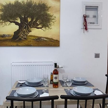 Modern Apartment In Ιτέα Εξωτερικό φωτογραφία